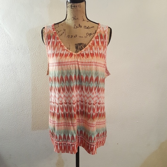 Cool summer tank. - Picture 1 of 4